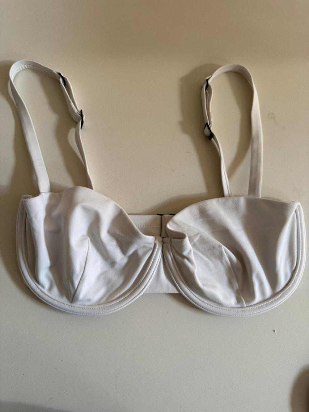 Cuup Balconette Swim Top White Underwire Adjustable Straps Rare Size 10